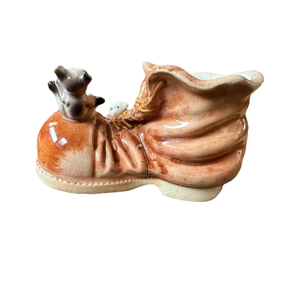 Nikoniko Handpainted boot with Puppies Planter Or Catch‎ All Japanese Import